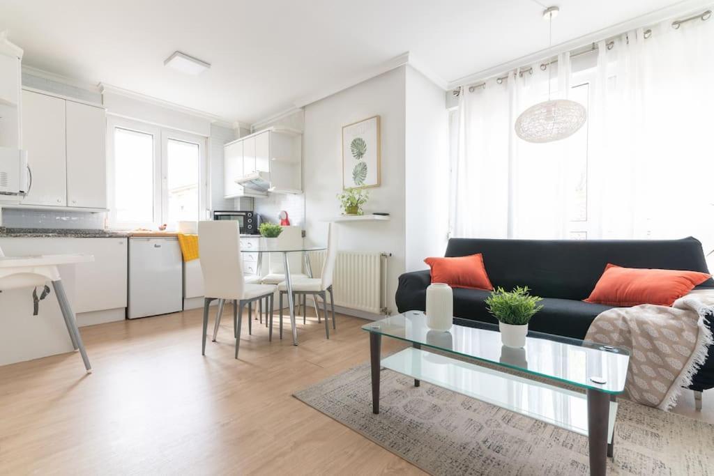 Centrico Y Comodo Apartamento Con Parking Privado Santander Exterior photo